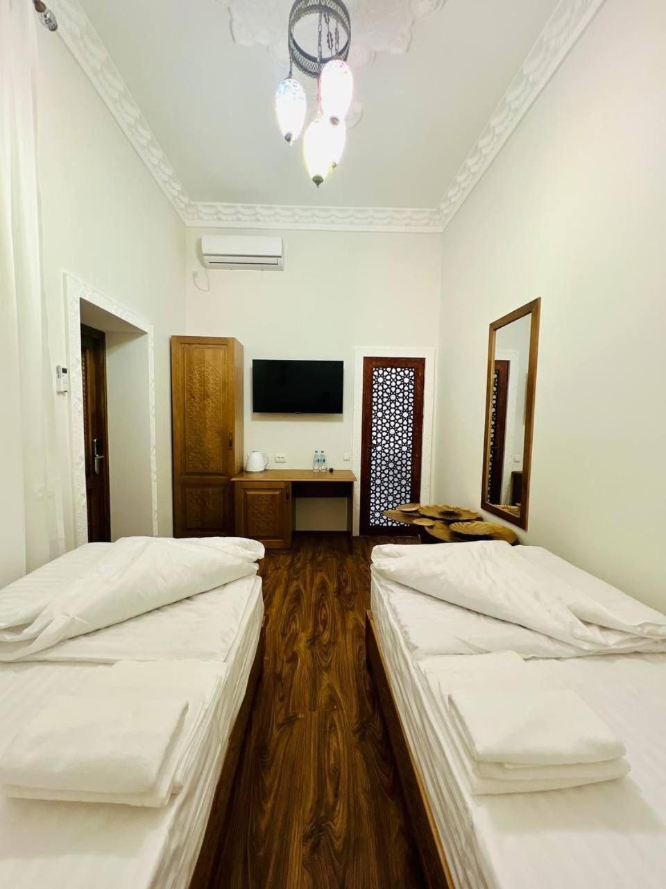 Guesthouse Muqaddam Bucara Exterior foto