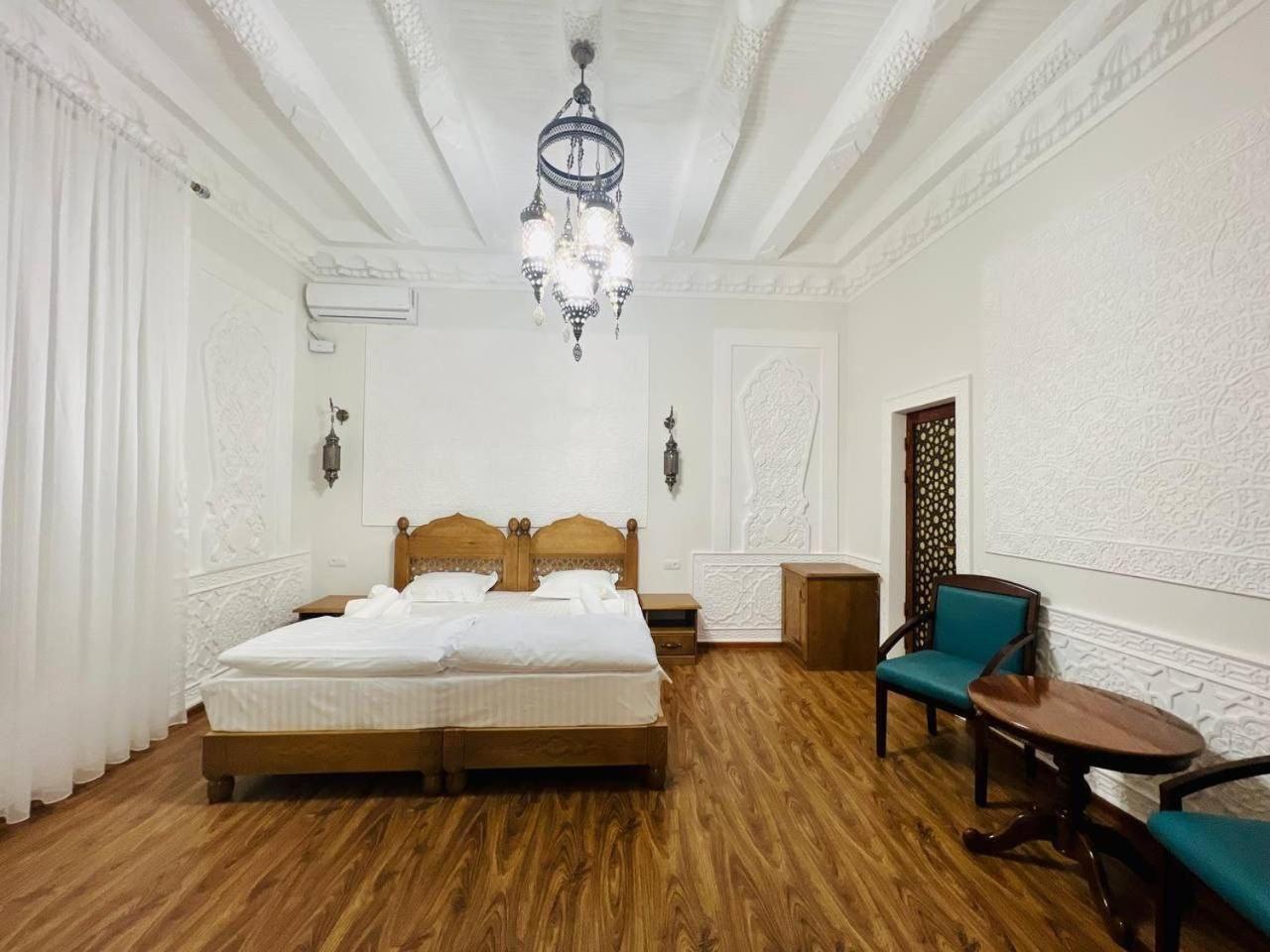 Guesthouse Muqaddam Bucara Exterior foto