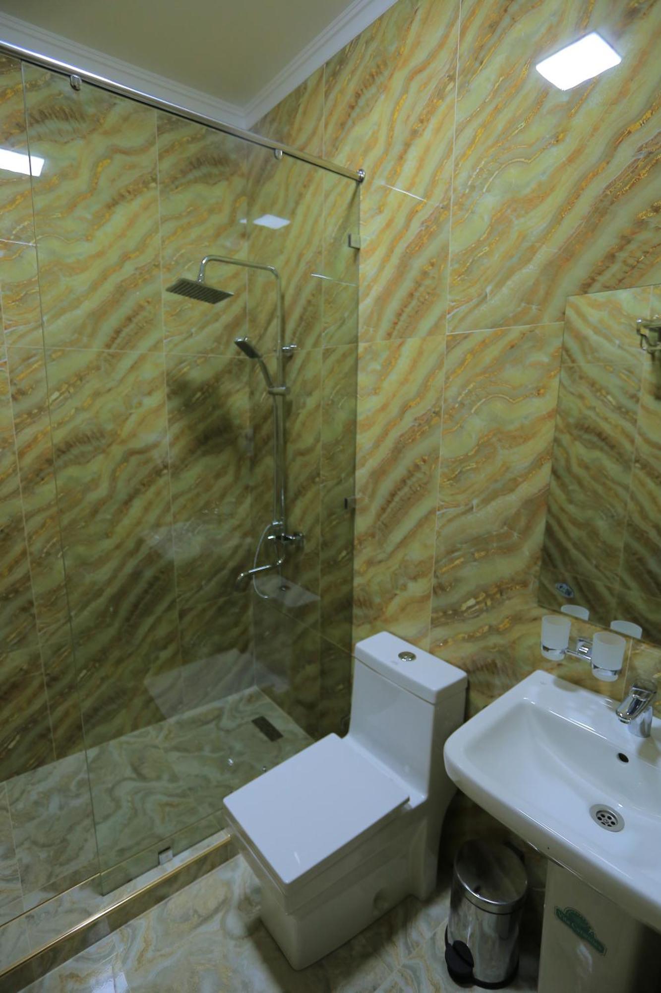 Guesthouse Muqaddam Bucara Exterior foto